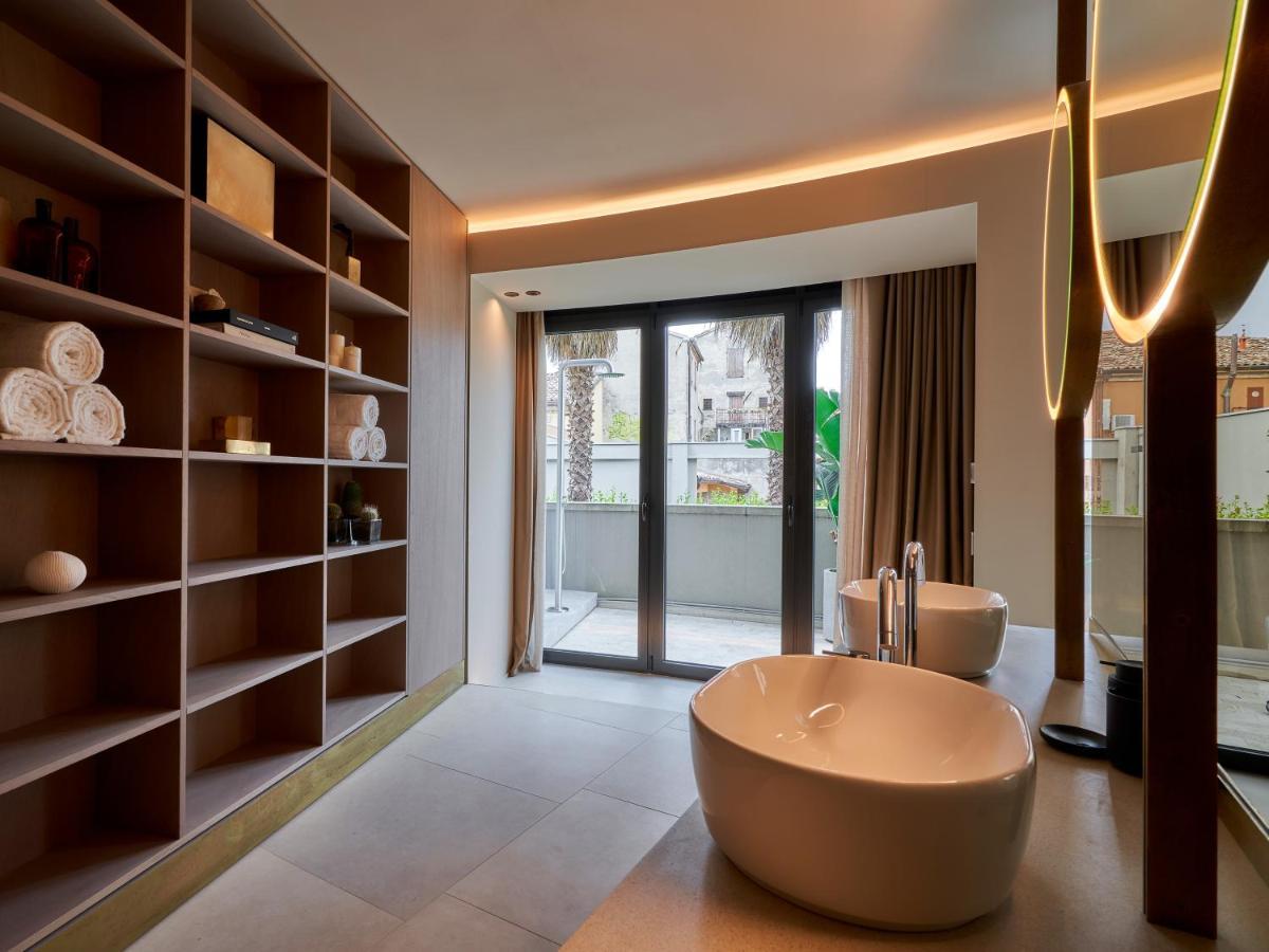 Le Residenze By Victoria Palace Католика Екстериор снимка